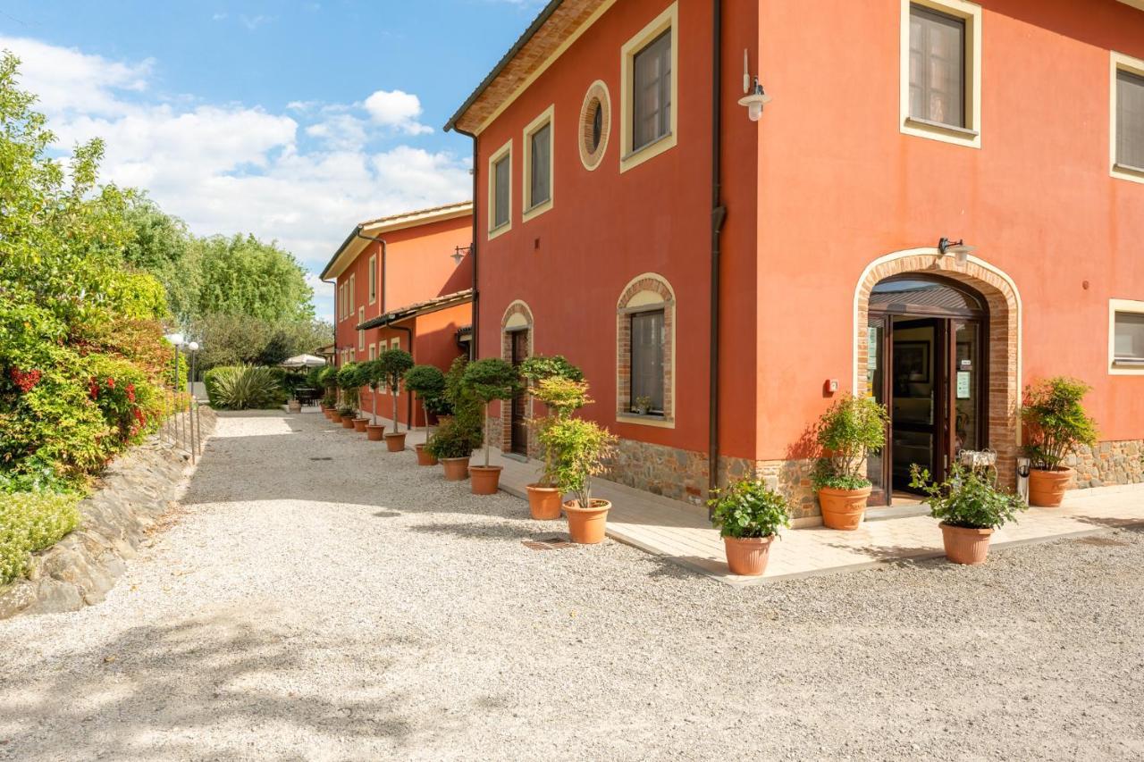 Casolare Dei Fiori - Calla Montecarlo Exterior photo